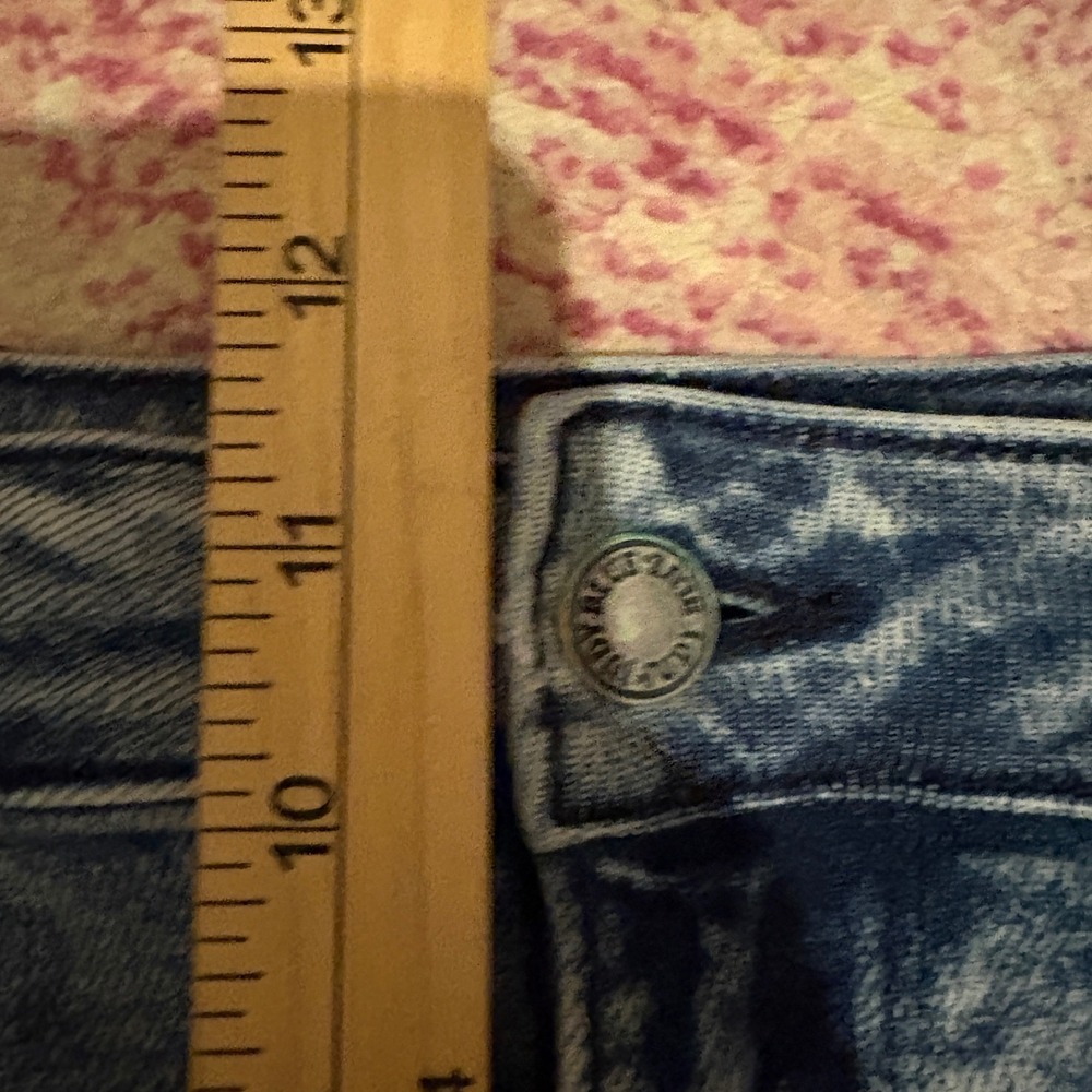 Judy Blue Womens 2XL Denim Shorts Blue Distressed Raw Hem High Rise Cutoffs - Picture 5 of 6